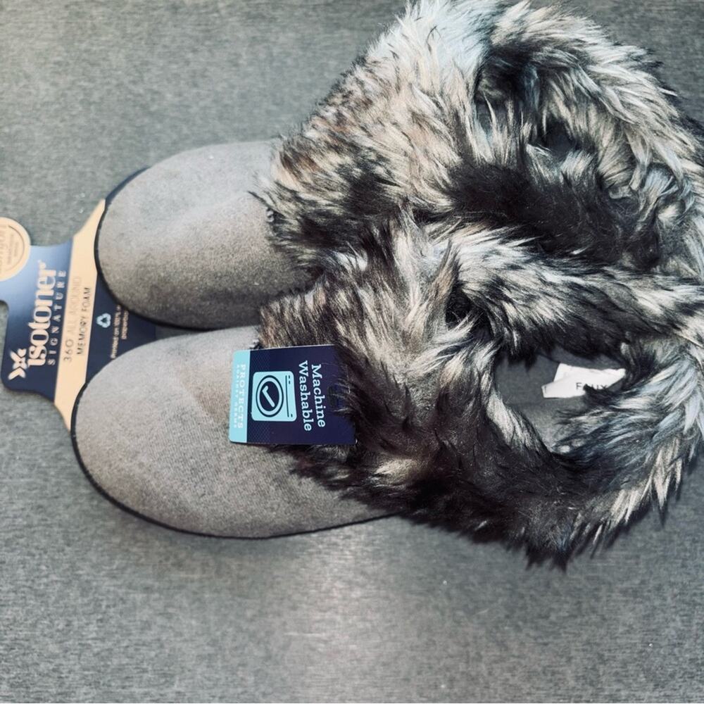 Isotoner 6.5-7 Women's Charcoal Faux Fur Slippers
